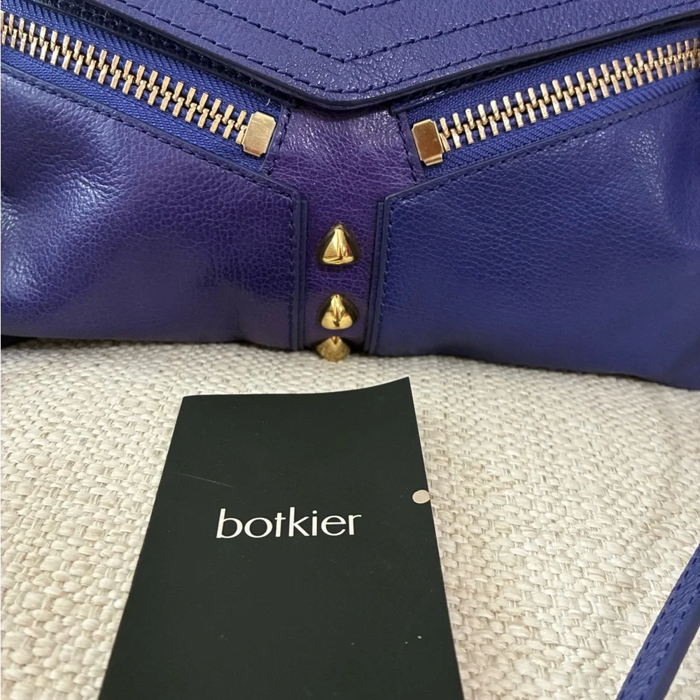 Botkier EUC Trigger Envelope Royal Blue Leather Crossbody Bag with Gold Accents - Picture 6 of 14